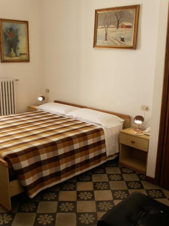 Albergo Corona Salsomaggiore Terme Quarto foto