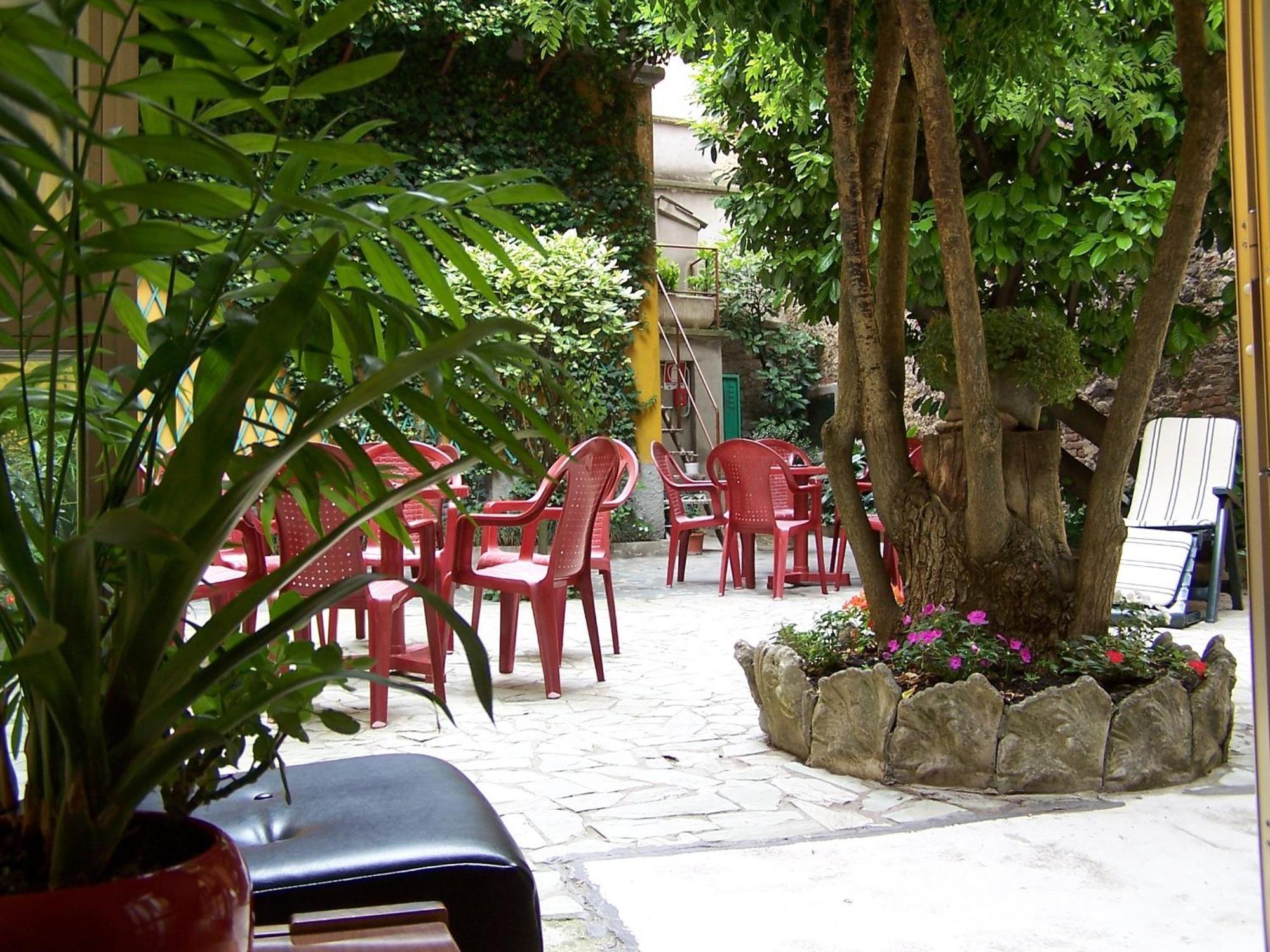 Albergo Corona Salsomaggiore Terme Exterior foto
