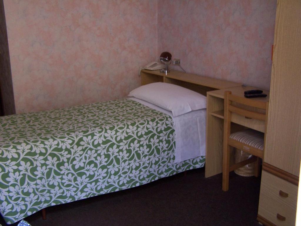 Albergo Corona Salsomaggiore Terme Quarto foto